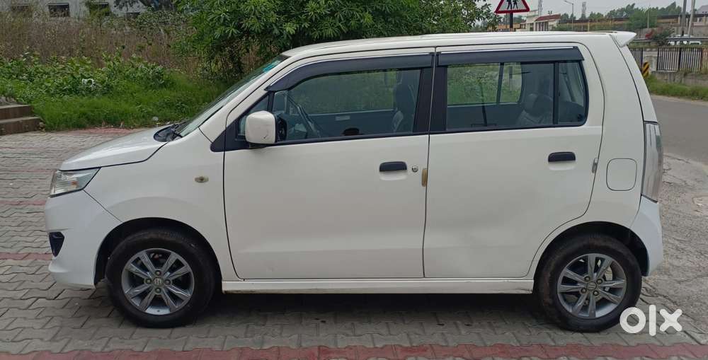 Maruti Suzuki Wagon R Vxi Optional, 2017, Petrol