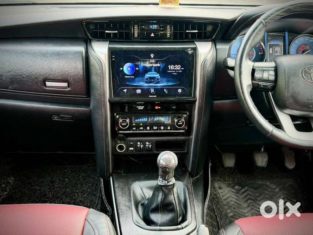Toyota Fortuner 4x2 Mt 2.8 Diesel, 2021, Diesel