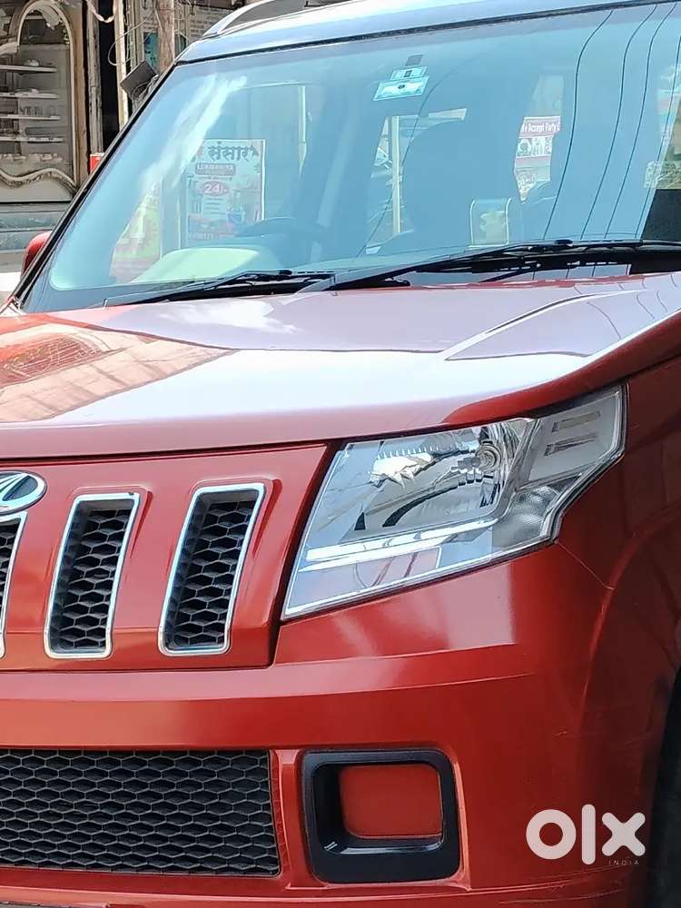 Mahindra Tuv 300 2017