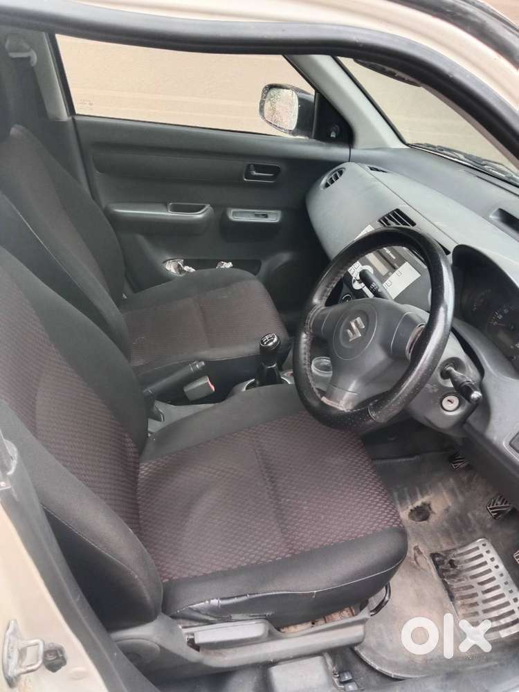 Urgent Sell Karni Hai Swift Ldi 2011 Model First Owner