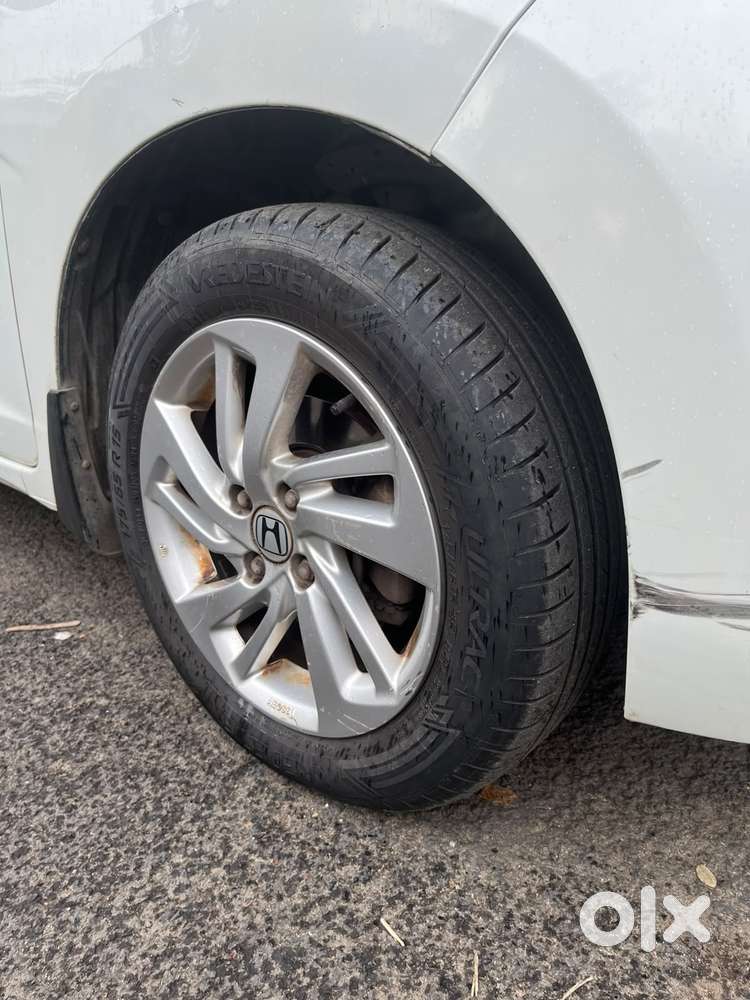Honda Jazz V Automatic, 2016, Petrol