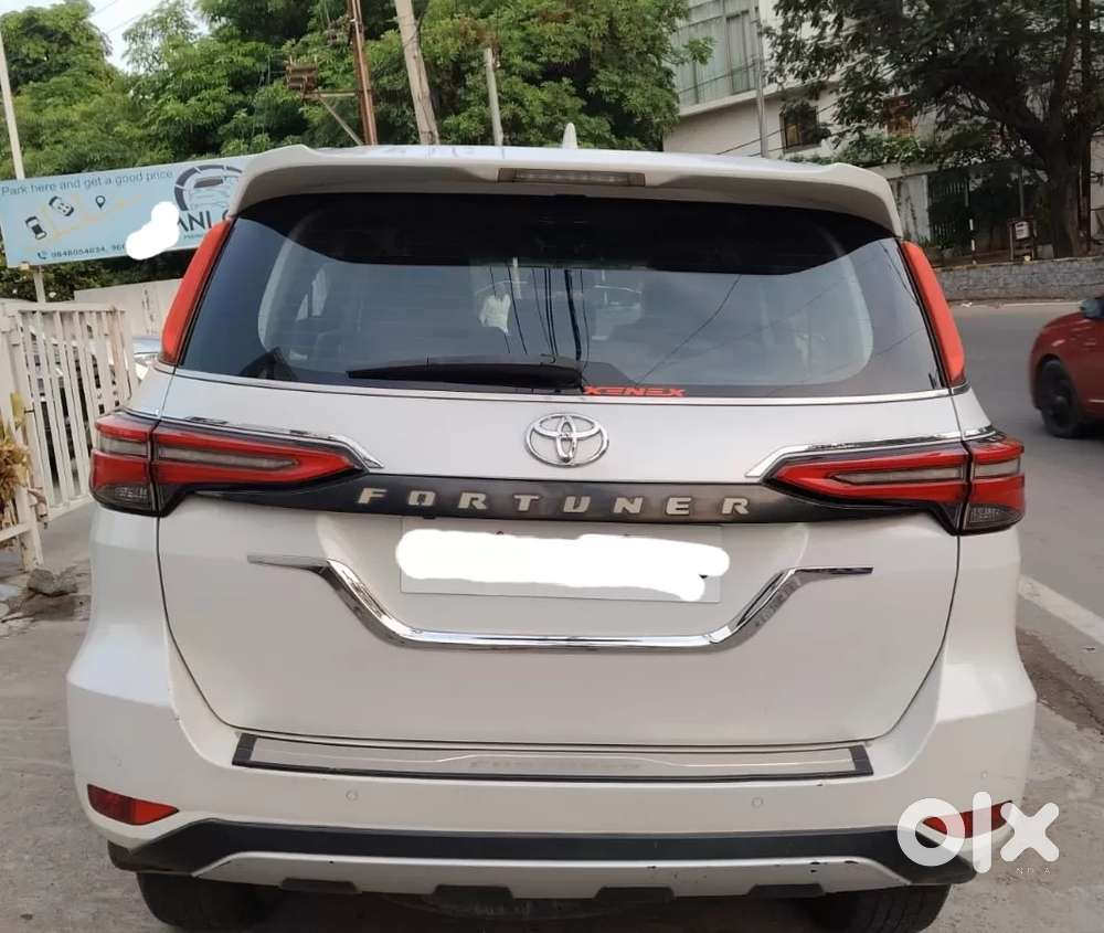 Toyota Fortuner, 2022, Petrol