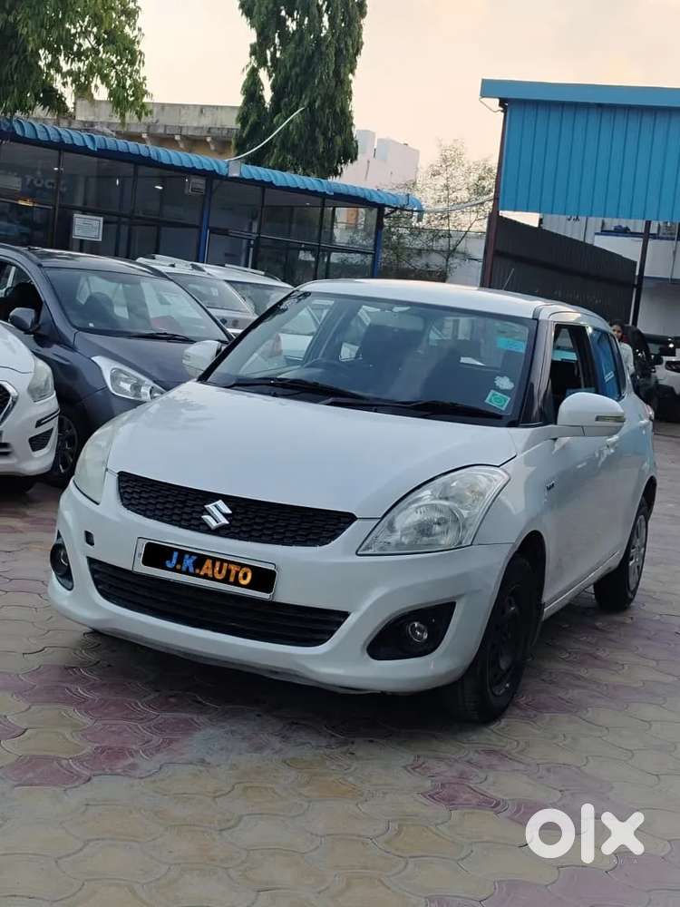 Maruti Suzuki Swift Vxi, 2012, Petrol