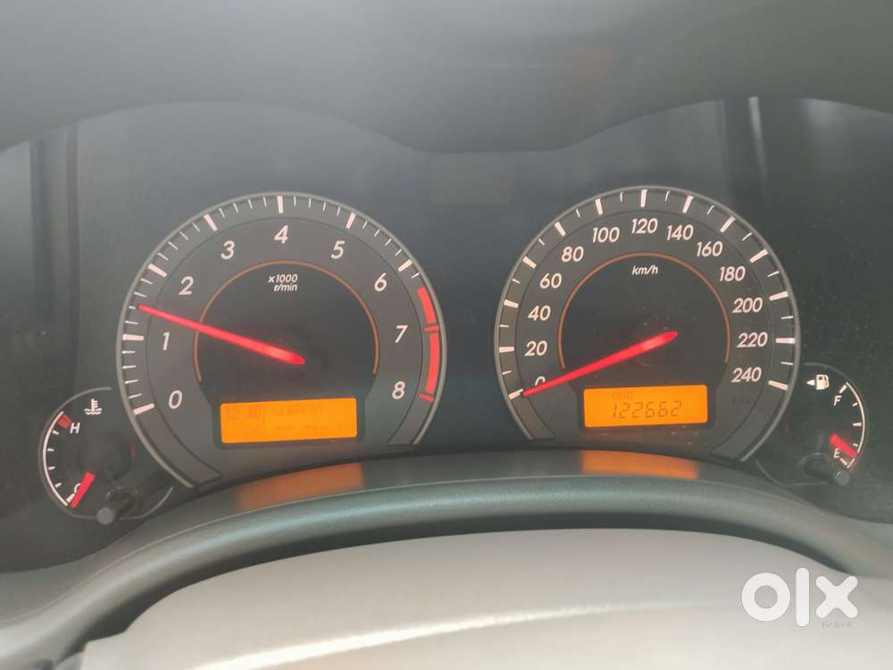 Toyota Corolla Altis G, 2010, Petrol