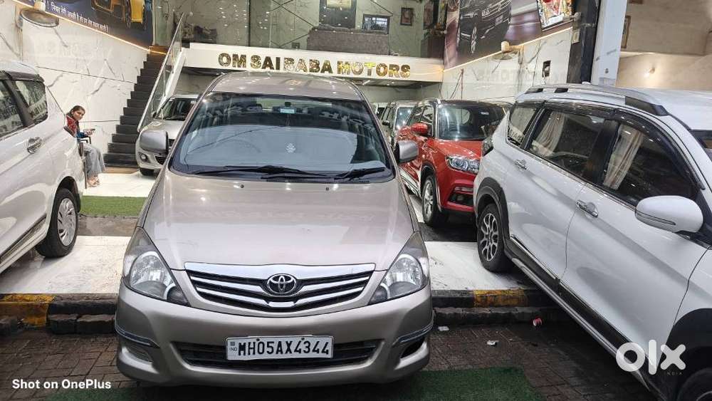 Toyota Innova 2.5 E Diesel Ms 8-seater, 2011, Diesel