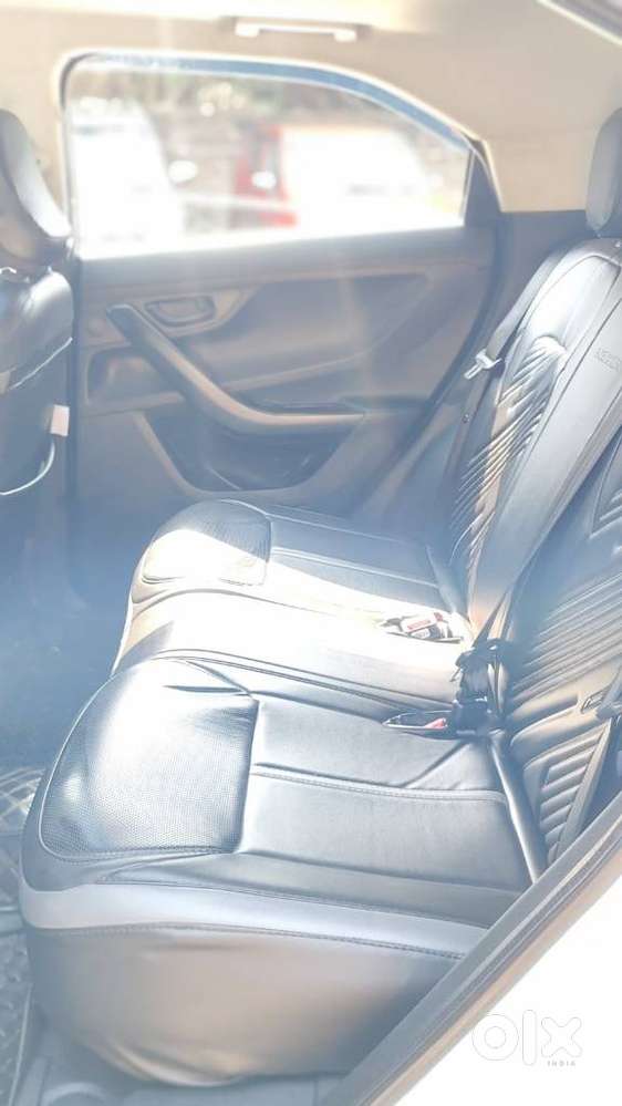 Tata Nexon Smart Plus1.2 Revotron Petrol 5 Mt, 2024, Petrol