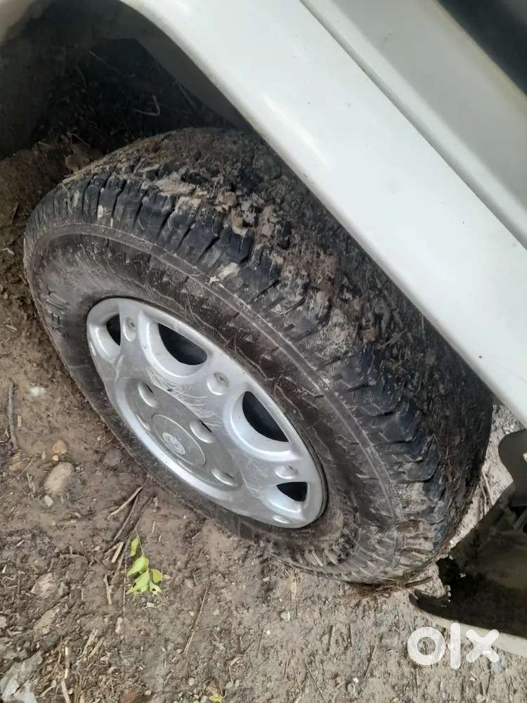 Mahindra Bolero 2015 Diesel 100000 Km Driven