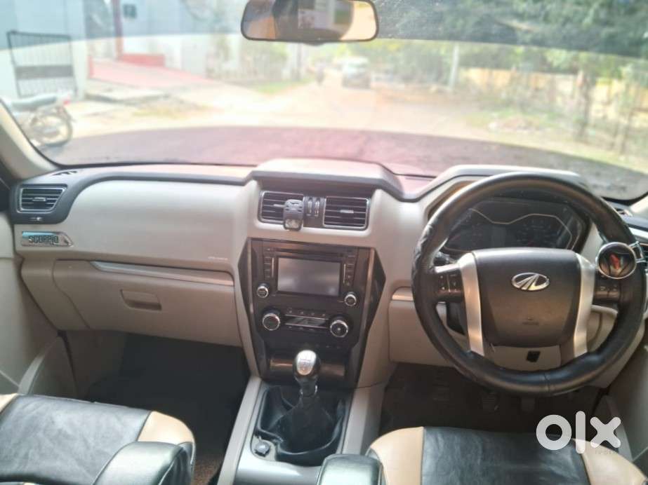 Mahindra Scorpio S10, 2015, Diesel