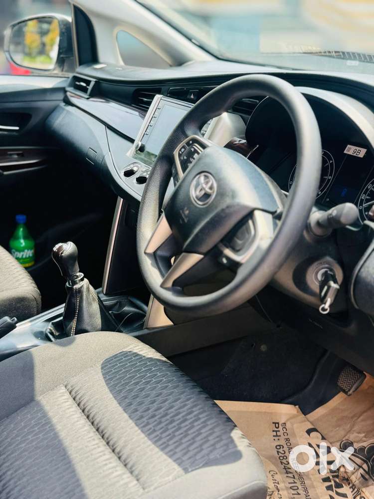 Toyota Innova Crysta 2.4 G Plus Mt 7 Str, 2025, Diesel