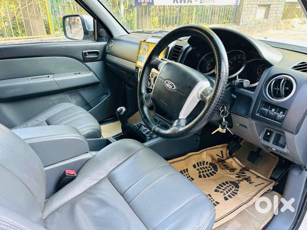 Ford Endeavour 2.5 4x2 Mt, 2015, Diesel