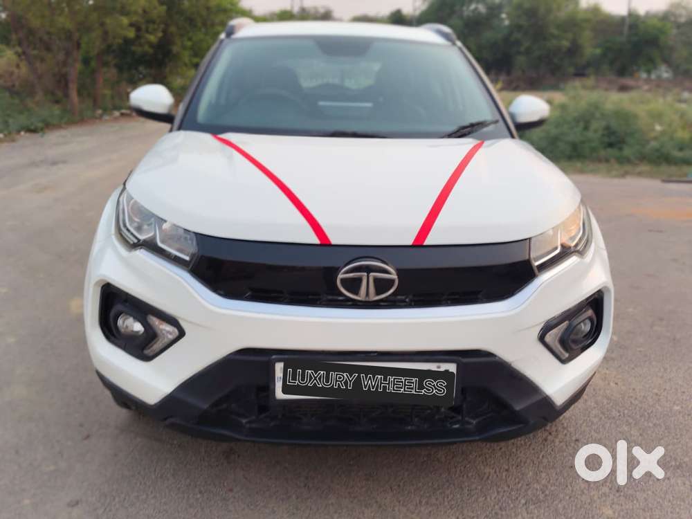 Tata Nexon 1.5 Revotorq Xma Amt (s), 2022, Diesel