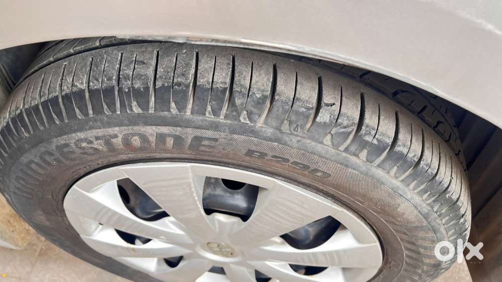 Toyota Corolla Altis 2010 J (petrol + New Sequential External Cng)