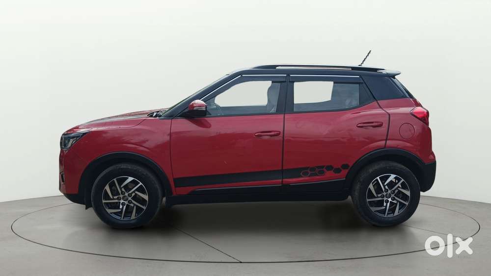 Mahindra Xuv300 W8 (o) 1.5 Diesel Amt, 2022, Diesel
