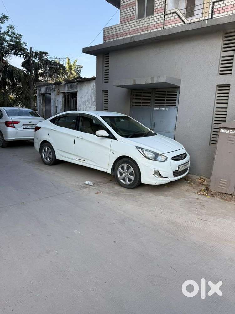 Hyundai Fluidic Verna 2013 Diesel 97000 Km Driven