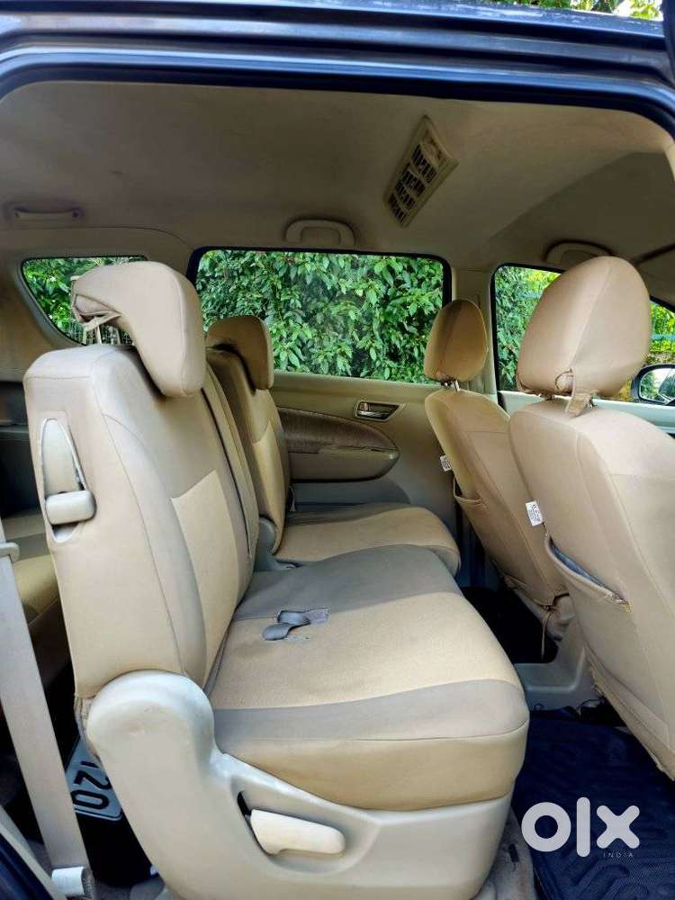 Maruti Suzuki Ertiga Vxi Abs, 2013, Petrol