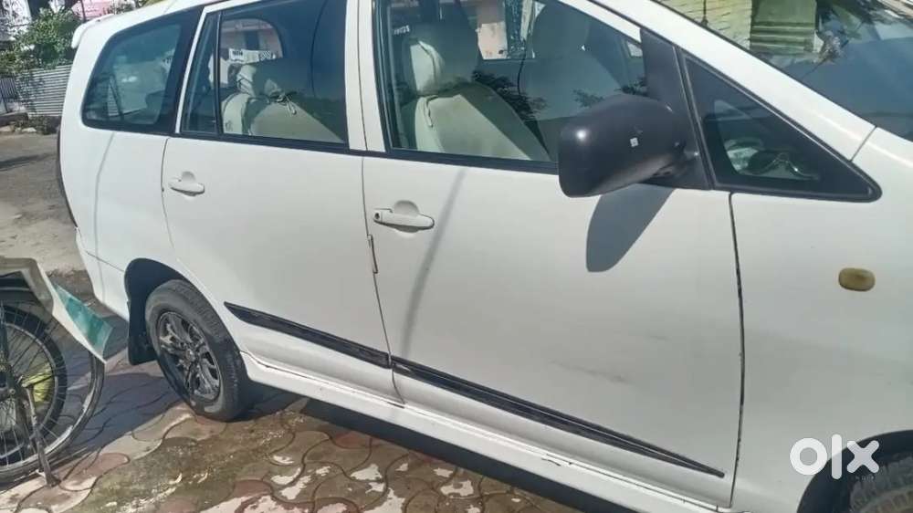 Innova 2010 Model For Sale