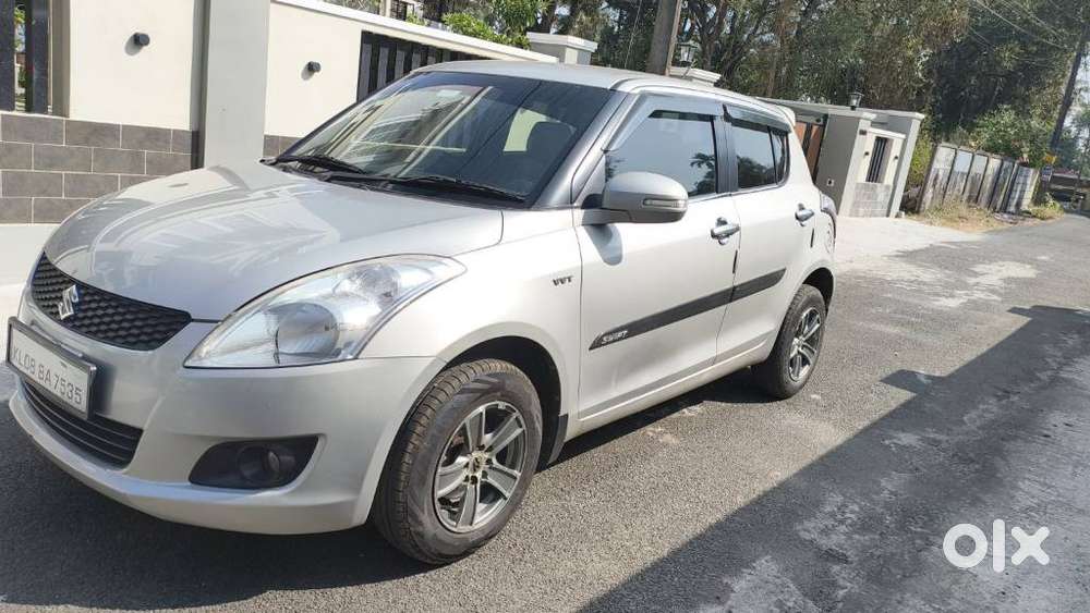 Maruti Suzuki Swift Vxi + Manual, 2013, Petrol