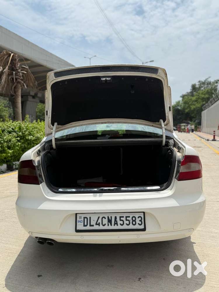 Skoda Superb 2008-2013 Elegance 1.8 Tsi At, 2011, Petrol