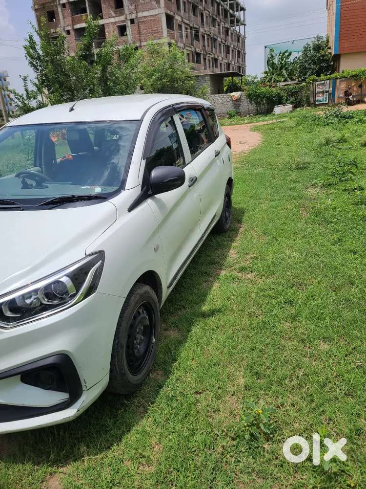 2024 Maruti Suzuki Ertiga Lxi 85000 Km