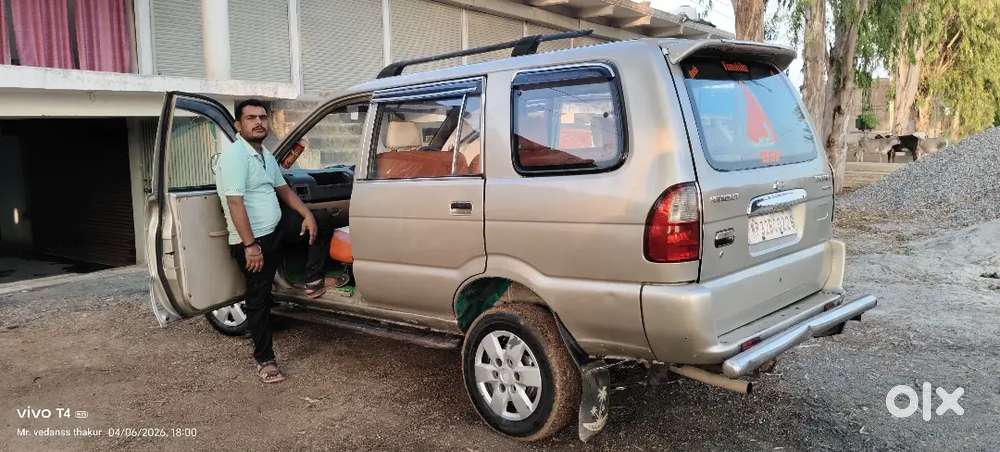 Chevrolet Tavera 2012 Diesel 300000 Km Driven
