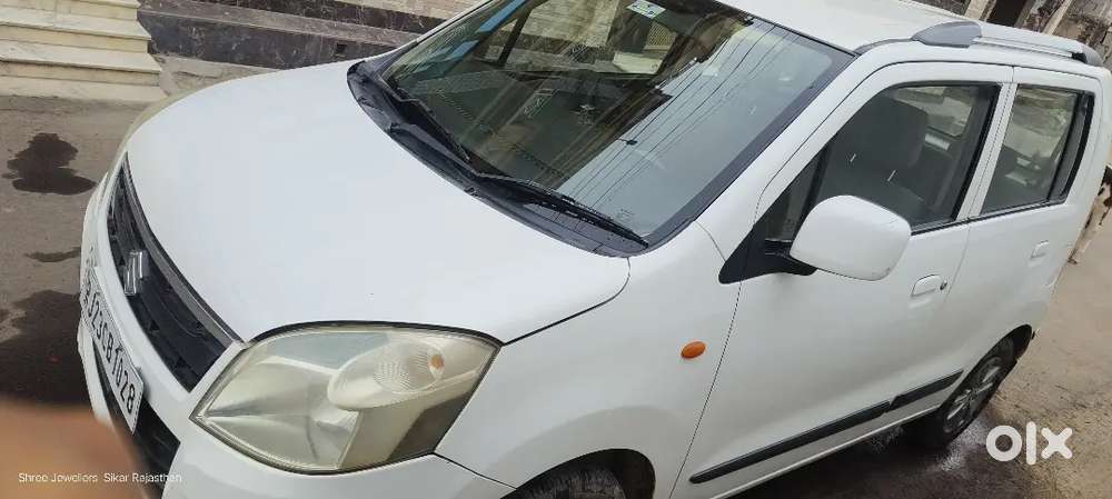 With Automatic Lpg Kit ,alloye Wheels, New Tyres