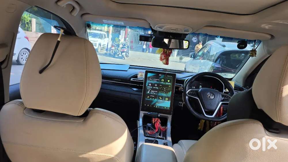 Mg Hector Savvy Pro 2023