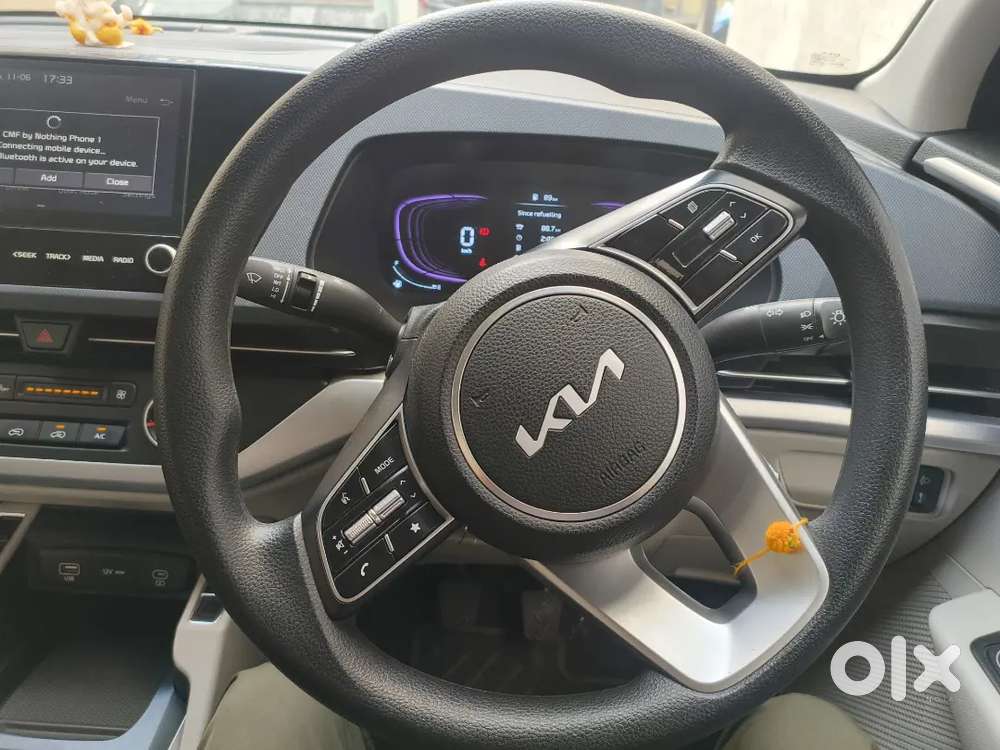 Kia Carens 2025 Petrol 4400 Km Driven