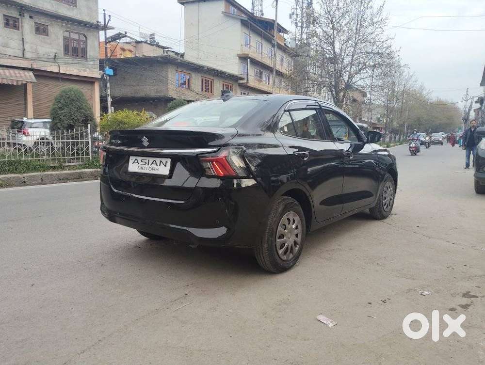 Maruti Suzuki Swift Dzire Vxi At Optional, 2025, Petrol