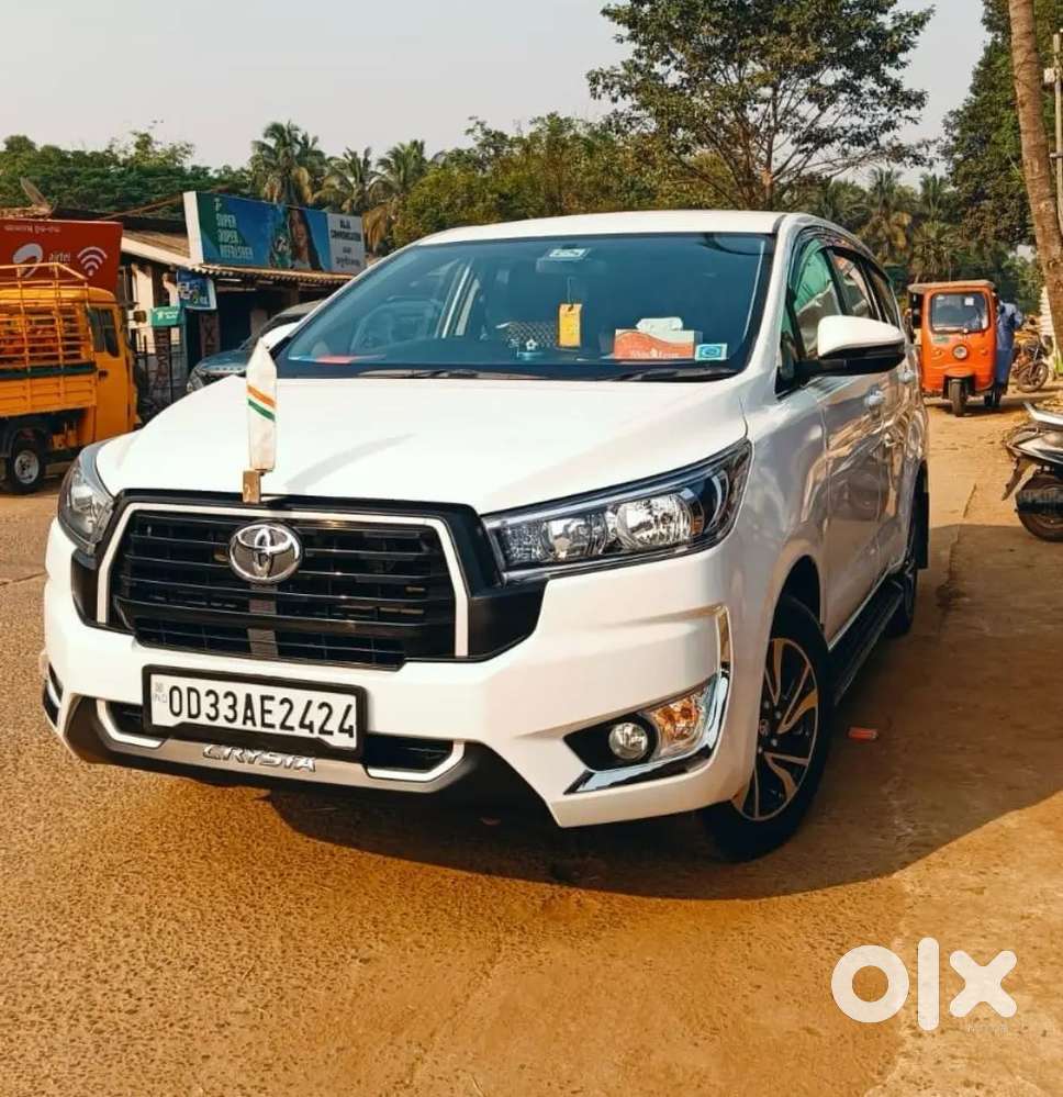 Toyota Innova Crysta 2022 Diesel 50000 Km Driven