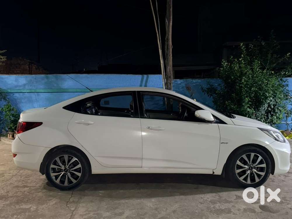 Hyundai Verna 2015 Petrol Well Maintained