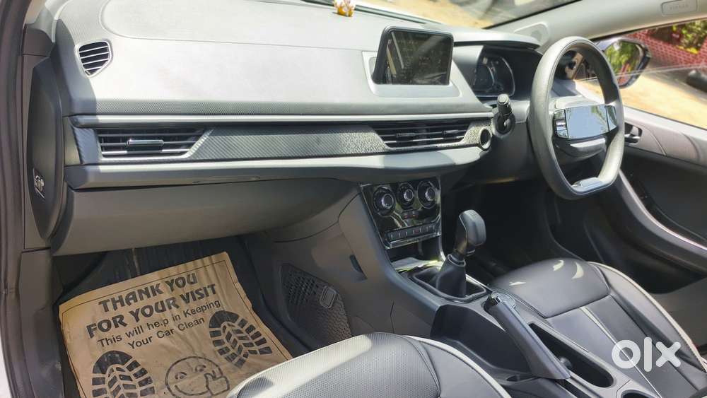Tata Nexon Smart Plus S 1.2 Revotron Petrol 5 Mt, 2025, Petrol