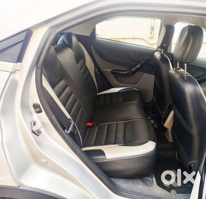 Tata Nexon 1.2 Revotron Xm Plus (s), 2018