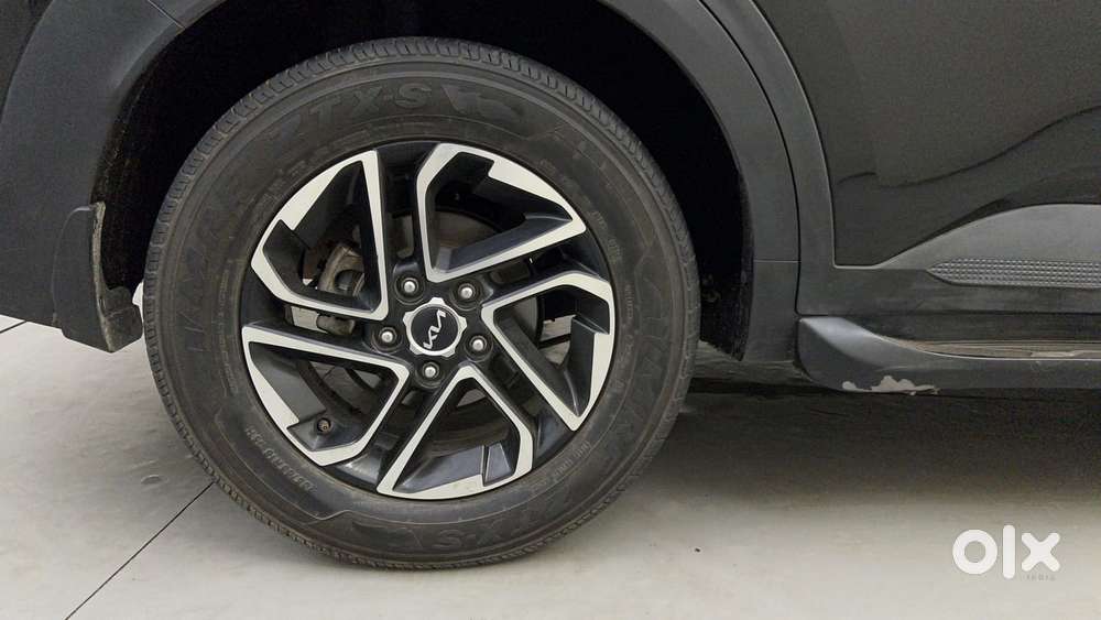 Kia Carens 1.4 Prestige Plus Turbo 7 Str, 2022, Petrol