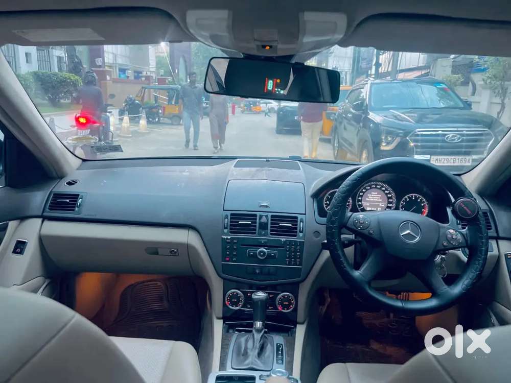 Mercedes-benz C-class 2010 Petrol Well Maintained