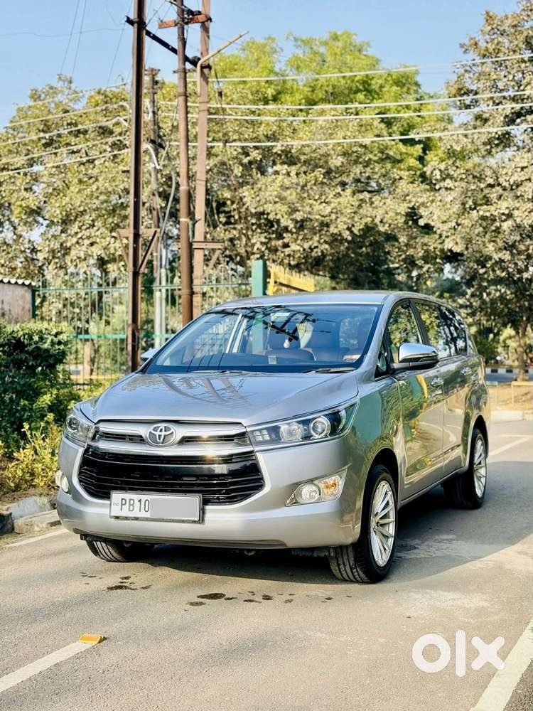 Toyota Innova Crysta 2.7 Gx At, 2018, Diesel