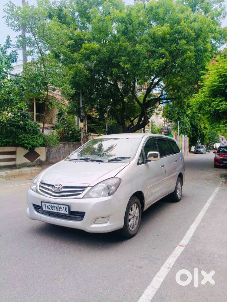 Toyota Innova 2.5 G (diesel) 7 Seater, 2011, Diesel