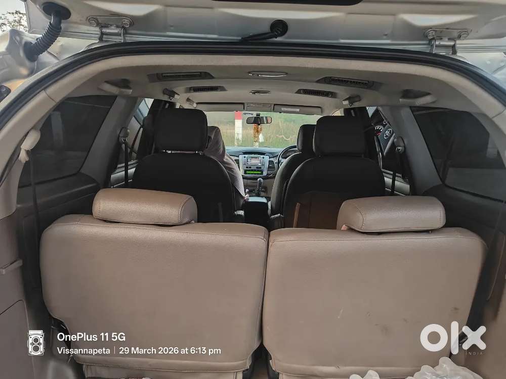 Toyota Innova 2015 Diesel 191000 Km Driven