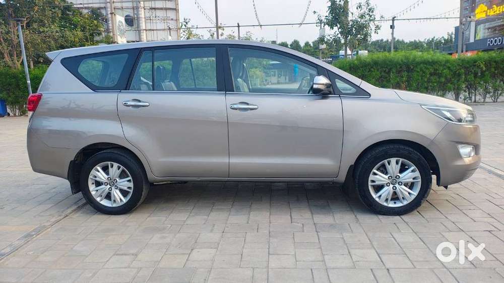 Toyota Innova Crysta 2.4 Z 7 Str, 2016, Diesel