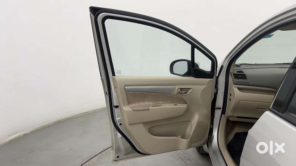 Maruti Suzuki Ertiga 1.5 Vxi, 2015, Petrol
