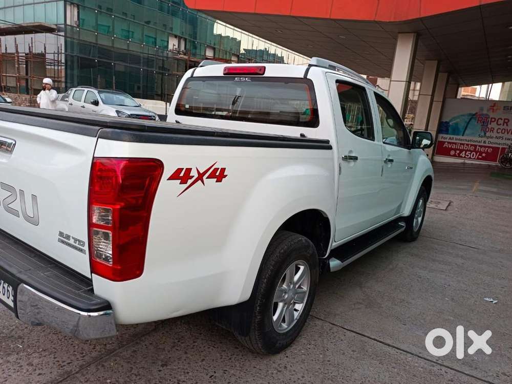 Isuzu D-max V-cross 2018