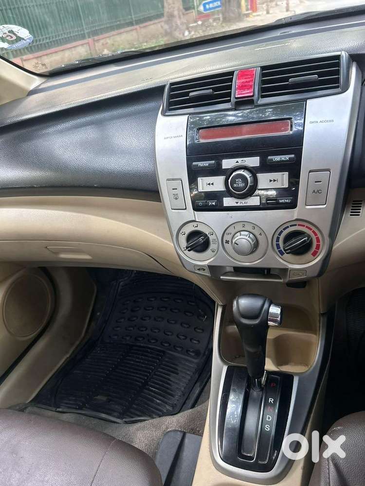 Honda City Automatic Top Model 2011