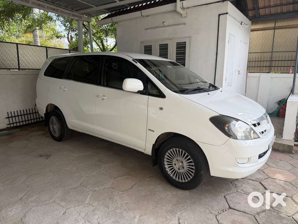 Toyota Innova 2006 Petrol 115000 Km Driven