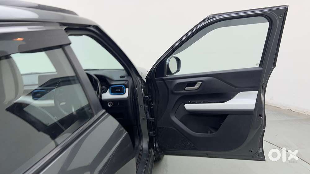 Tata Punch Creative Amt, 2023, Petrol