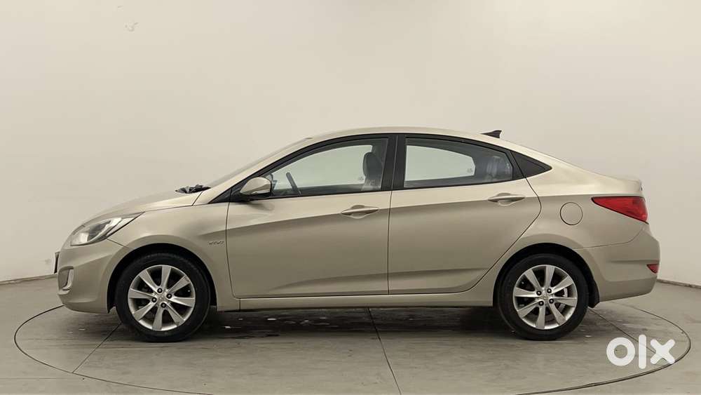 Hyundai Verna 1.6 Vtvt Sx, 2012, Petrol