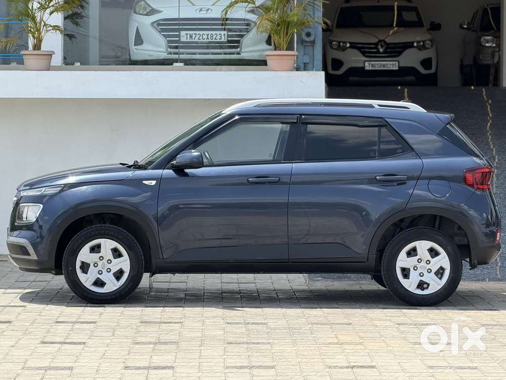 Hyundai Venue S Mt Turbo Gdi 1.0l, 2020, Petrol