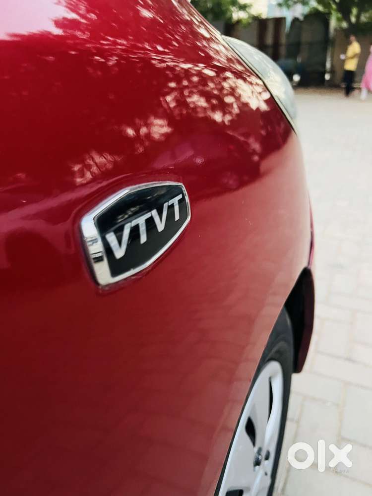 Hyundai I10 Asta Sunroof At, 2013, Petrol