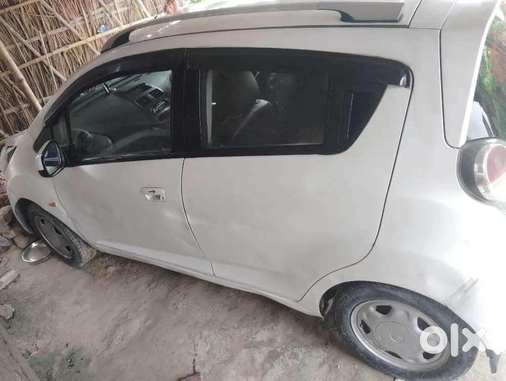 Chevrolet Beat Petrol 2012 Car