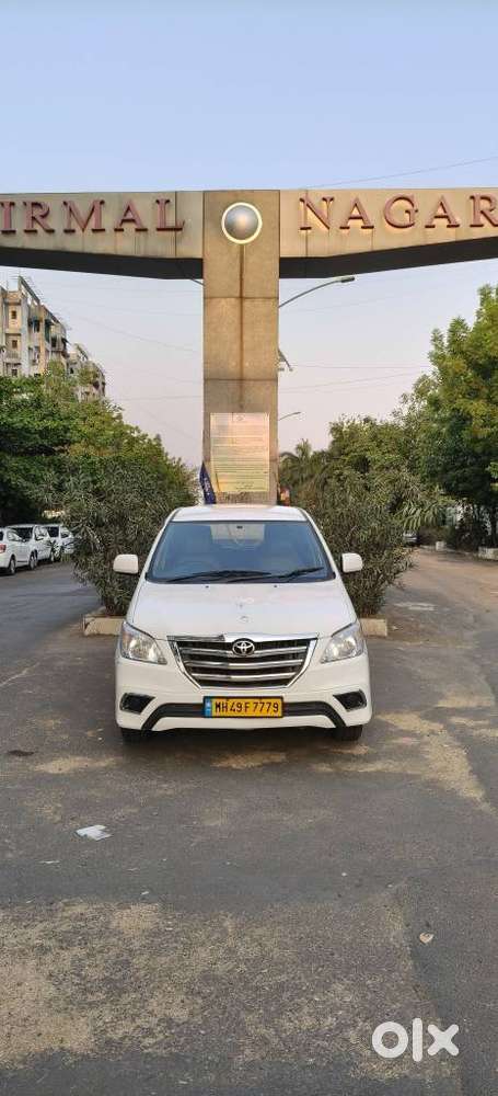 Toyota Innova 2.5 G (diesel) 8 Seater Bs Iv, 2016, Diesel