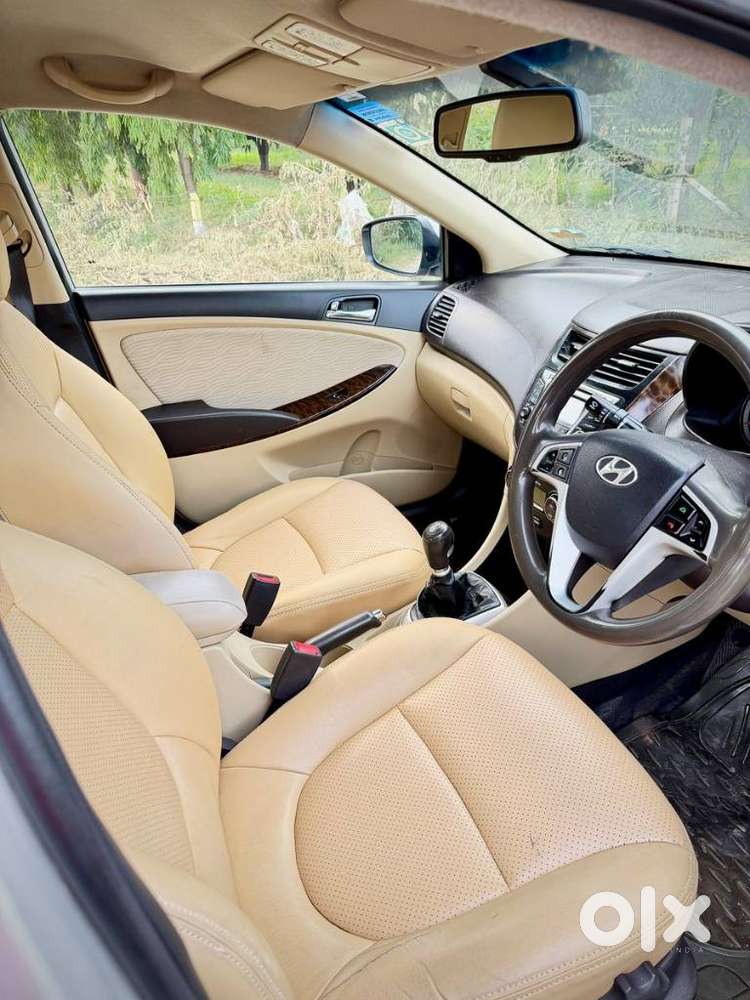 Hyundai Verna Fluidic 1.6 Vtvt Sx, 2014, Petrol
