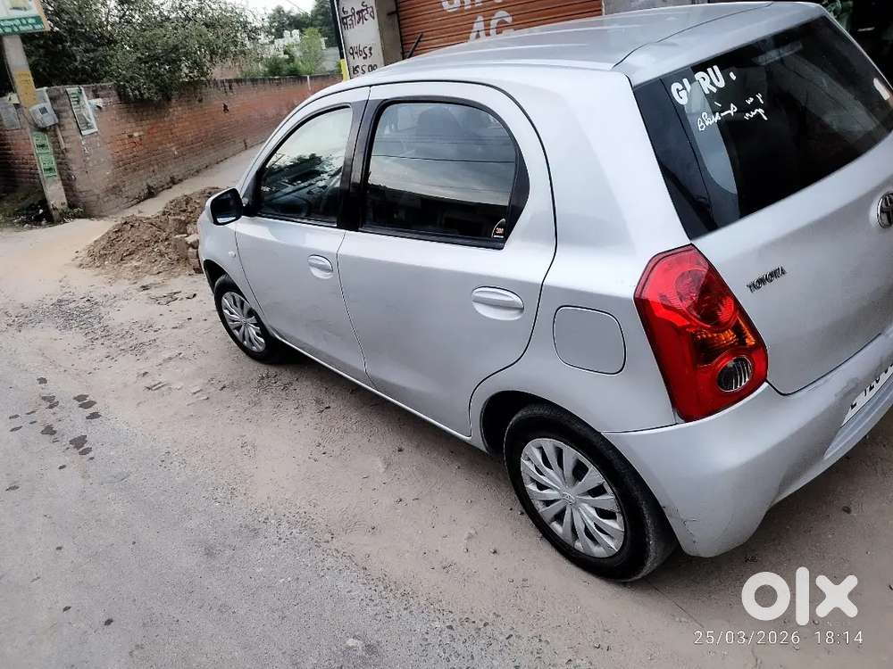 Toyota Etios Liva 2011